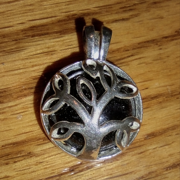 Sterling and onyx tree of life necklace - Picture 7 of 16